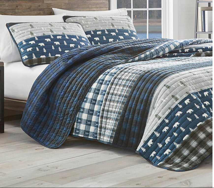Full/Queen Eddie Bauer Blue Creek 3pc Navy Blue Plaid Cotton Quilt Set