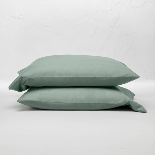 King 300 Thread Count Temperature Regulating Solid Pillowcase Set - Casaluna