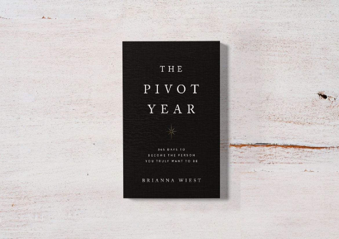 The Pivot Year - book: Paperback