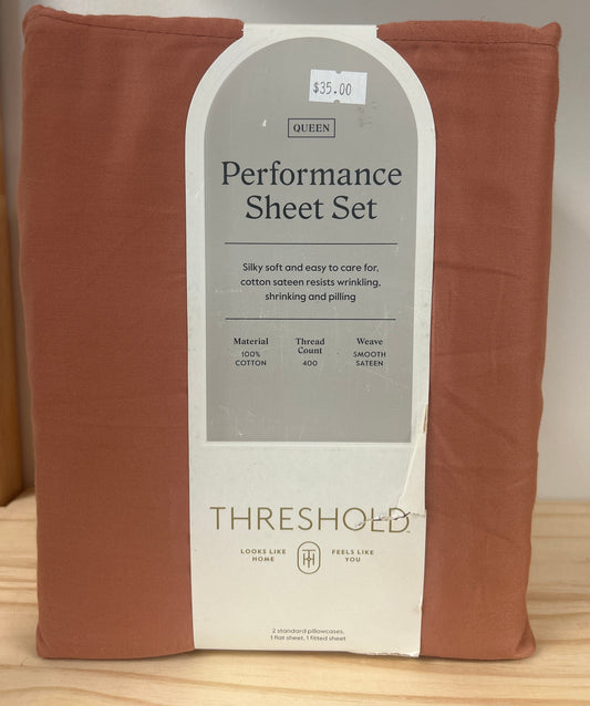 Queen Solid Performance 400 Thread Count Sheet Set Rust - Threshold