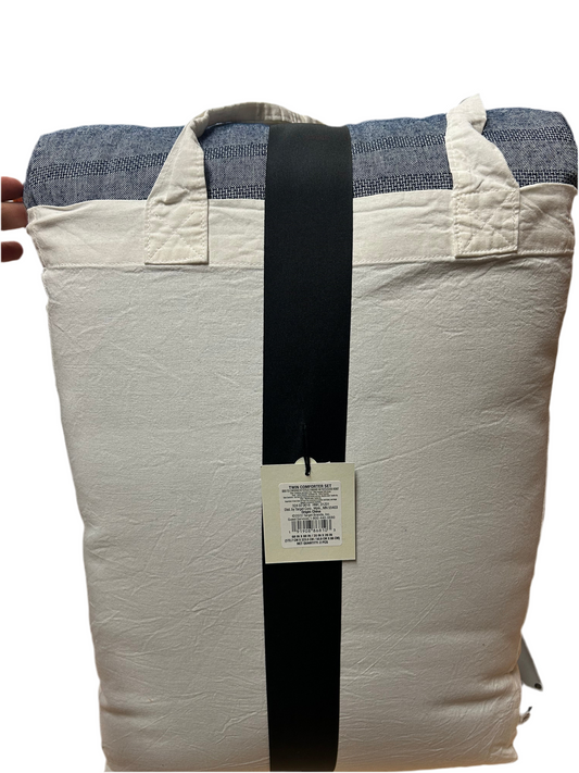 Hearth & Hand Twin Blue Comforter Set