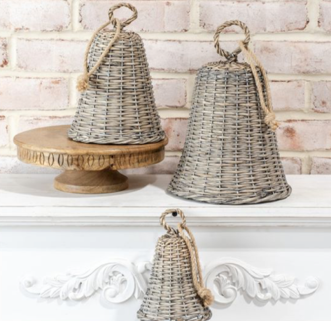 Holiday Willow Bell (L)