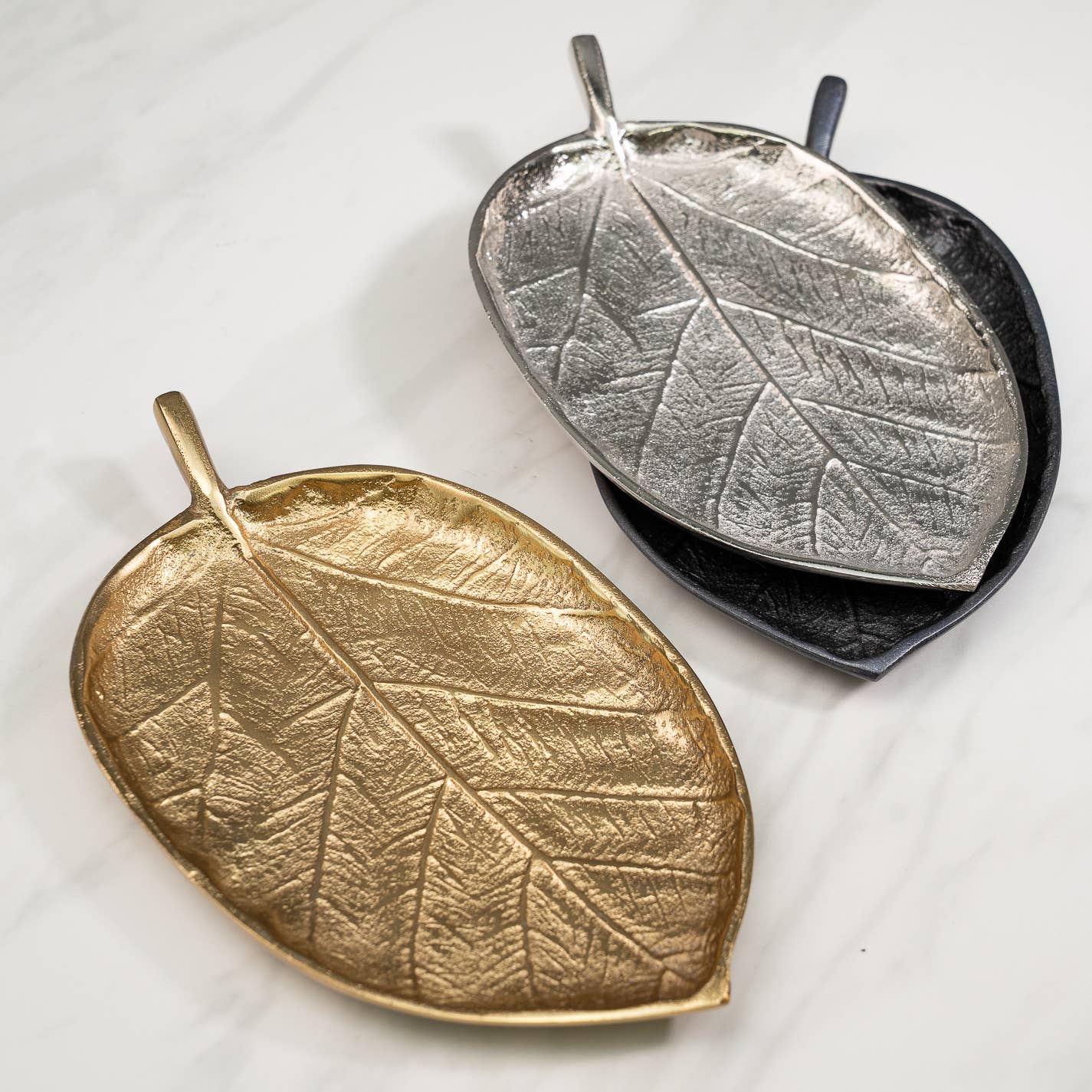 Eco-Friendly Alum Leaf Plate, Assorted 8"