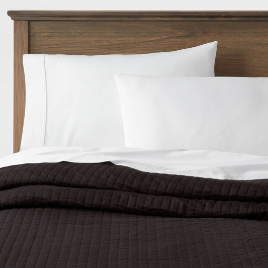 King Washed Cotton Sateen Quilt Black - Threshold